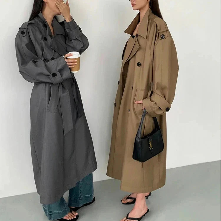 Gema gabardina oversize de color caqui