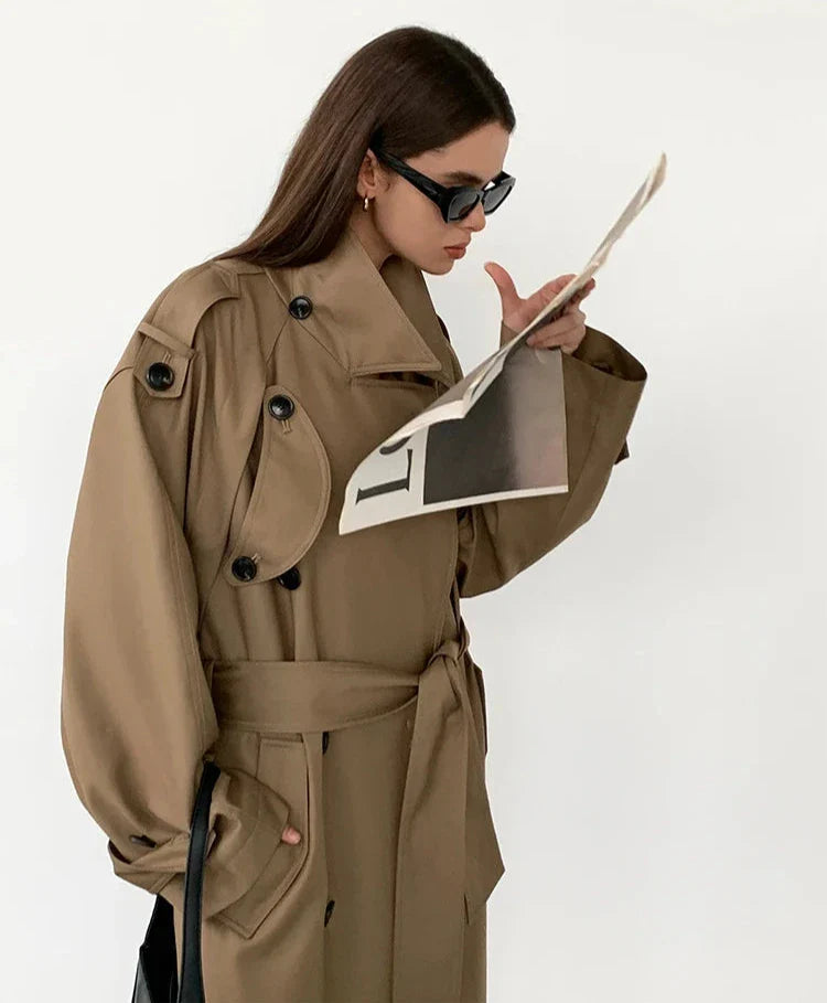 Gema gabardina oversize de color caqui