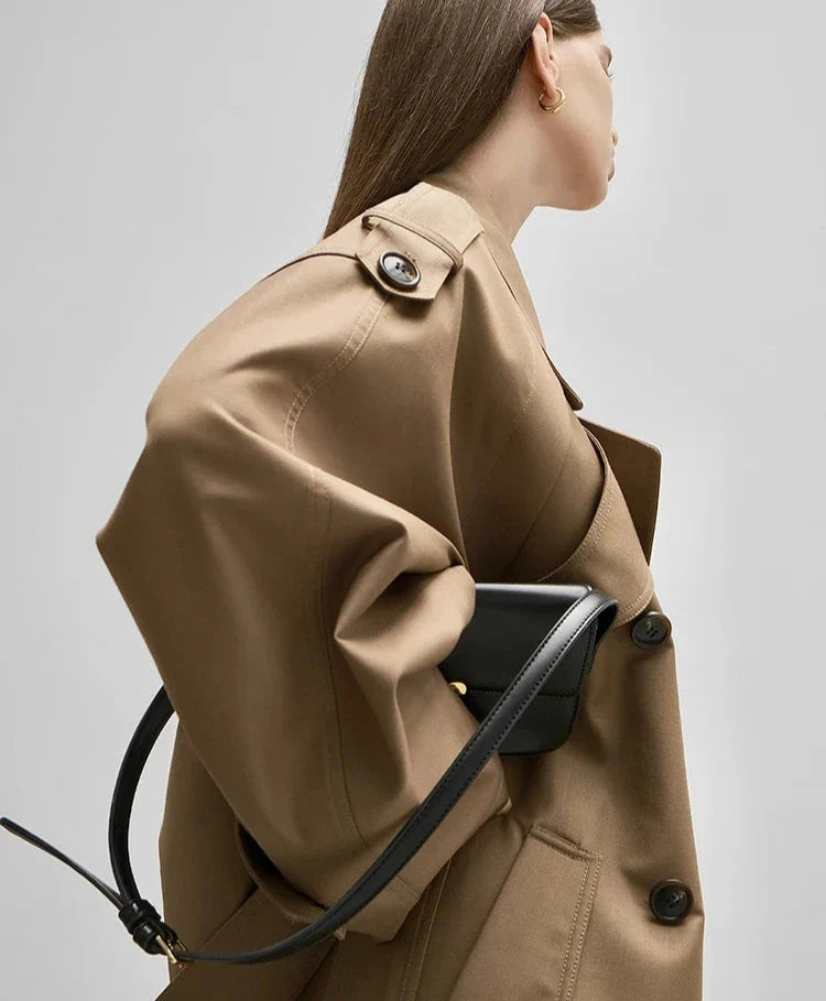 Gema gabardina oversize de color caqui