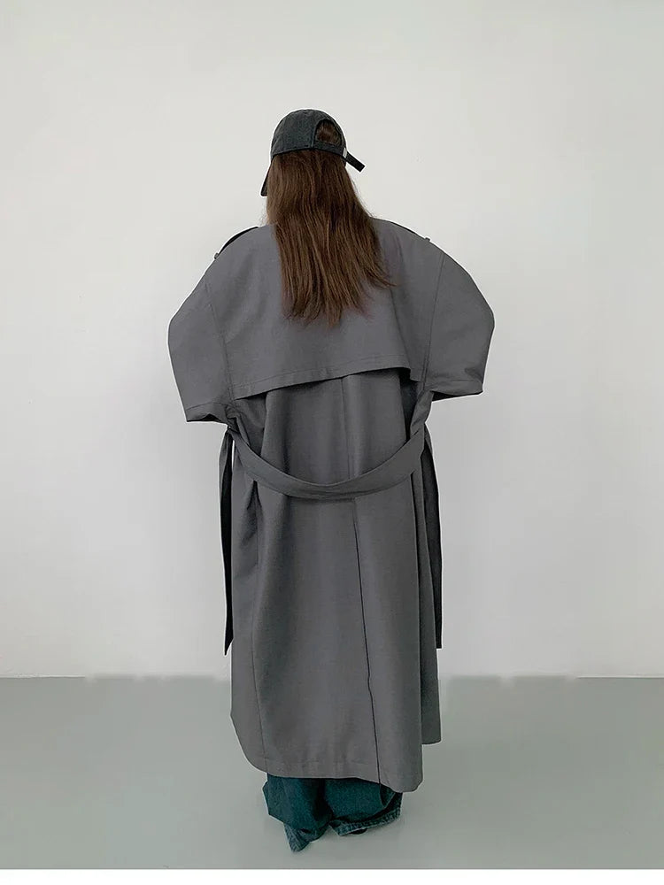 Gema gabardina oversize de color caqui